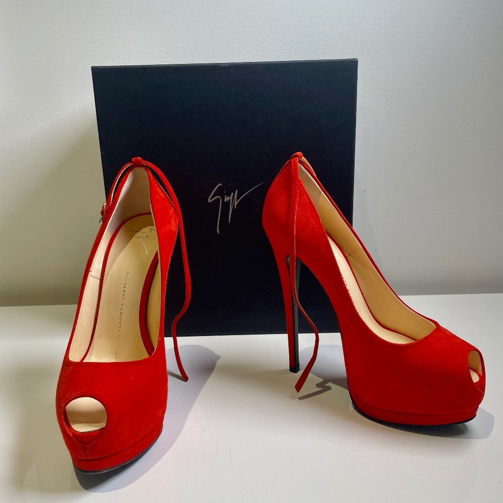 Giuseppe Zanotti Design Red Suede Pumps Size 37